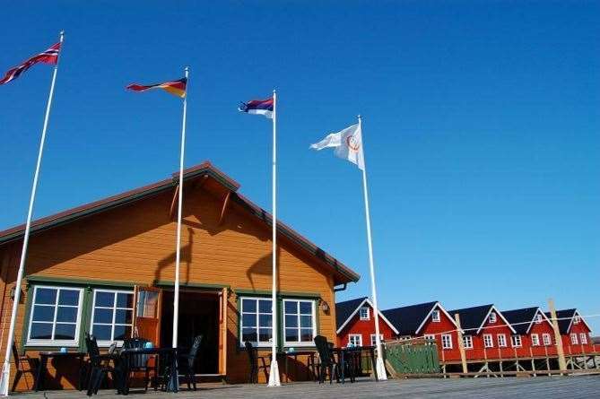 Hotel Adventure Camp - Mehamn Esterno foto